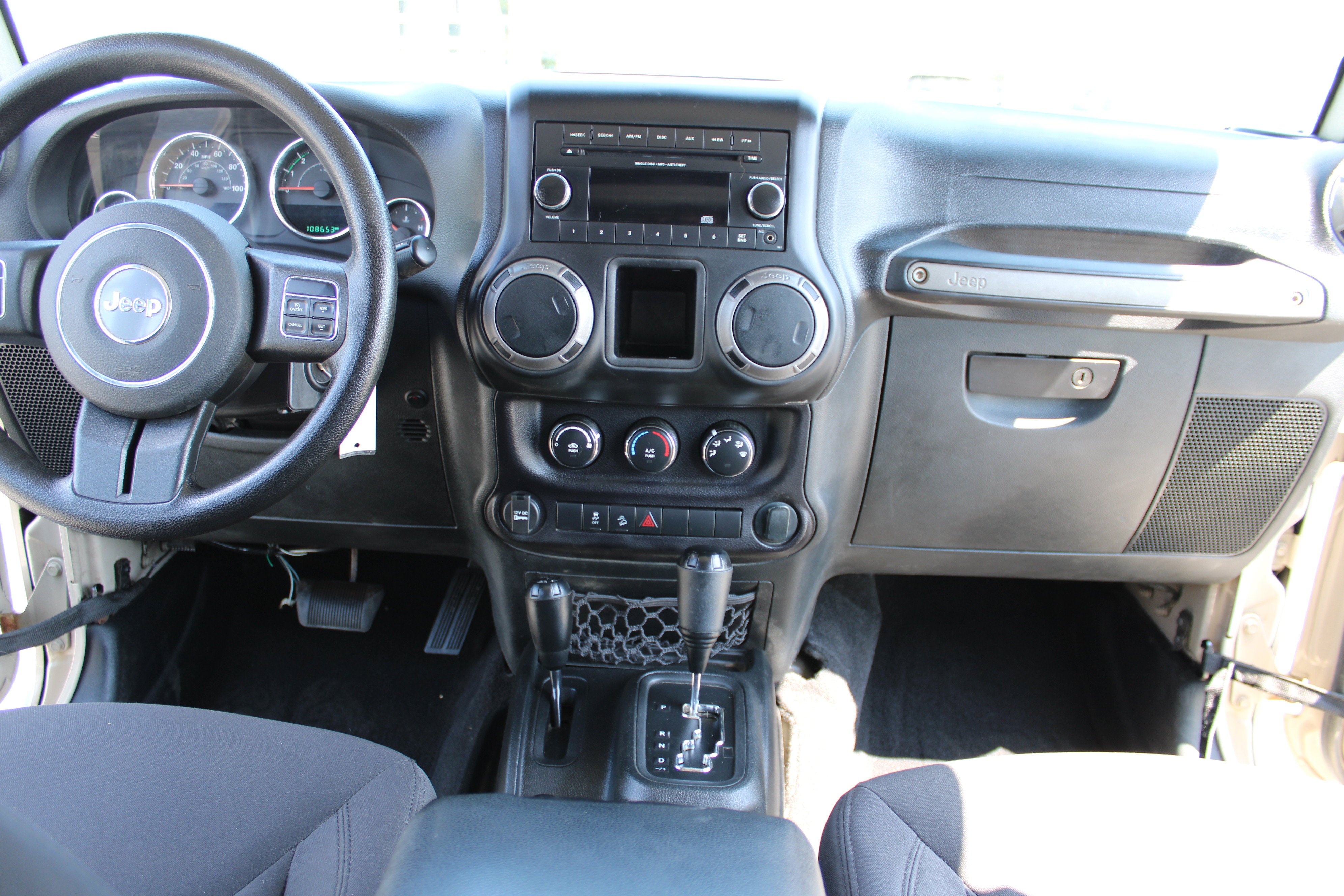 Used 2016 Mojave Sand Clearcoat Jeep Sport image 20