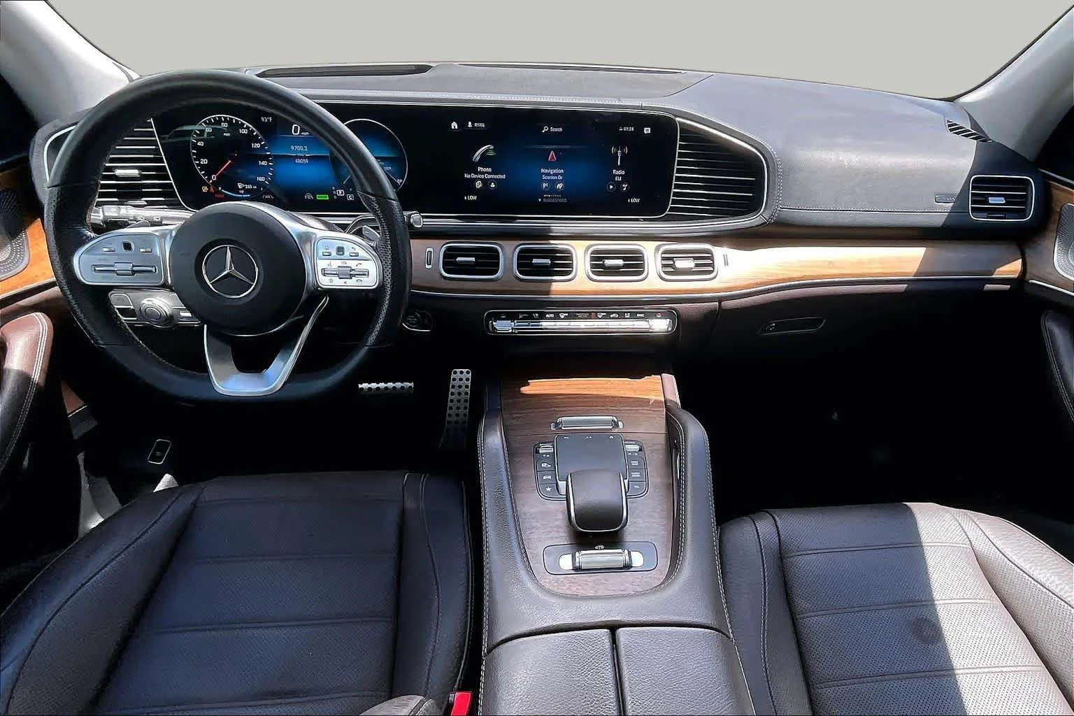 Used 2022 MANUFAKTUR Diamond White Bright Mercedes-Benz GLS 450 image 16
