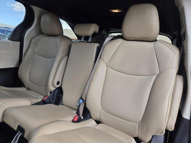 Used 2023 Blueprint Toyota XLE 8-Passenger image 24