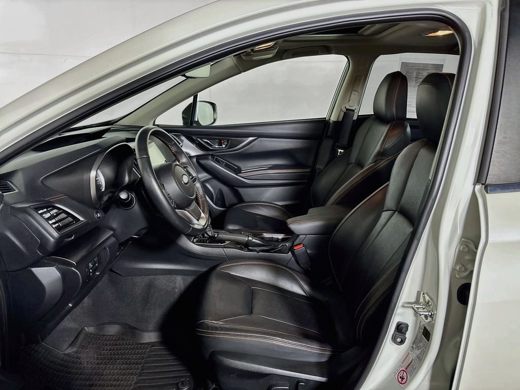 Used 2018 Crystal White Pearl Subaru 2.0i Limited image 11