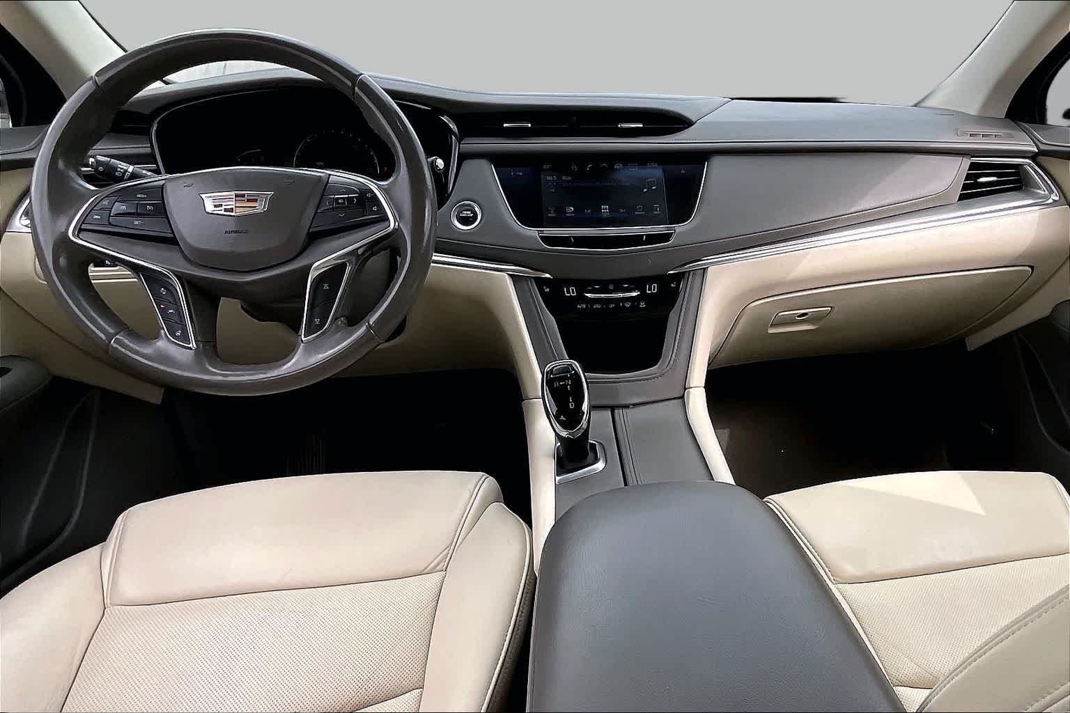 Used 2019 Harbor Blue Metallic Cadillac Luxury FWD image 13