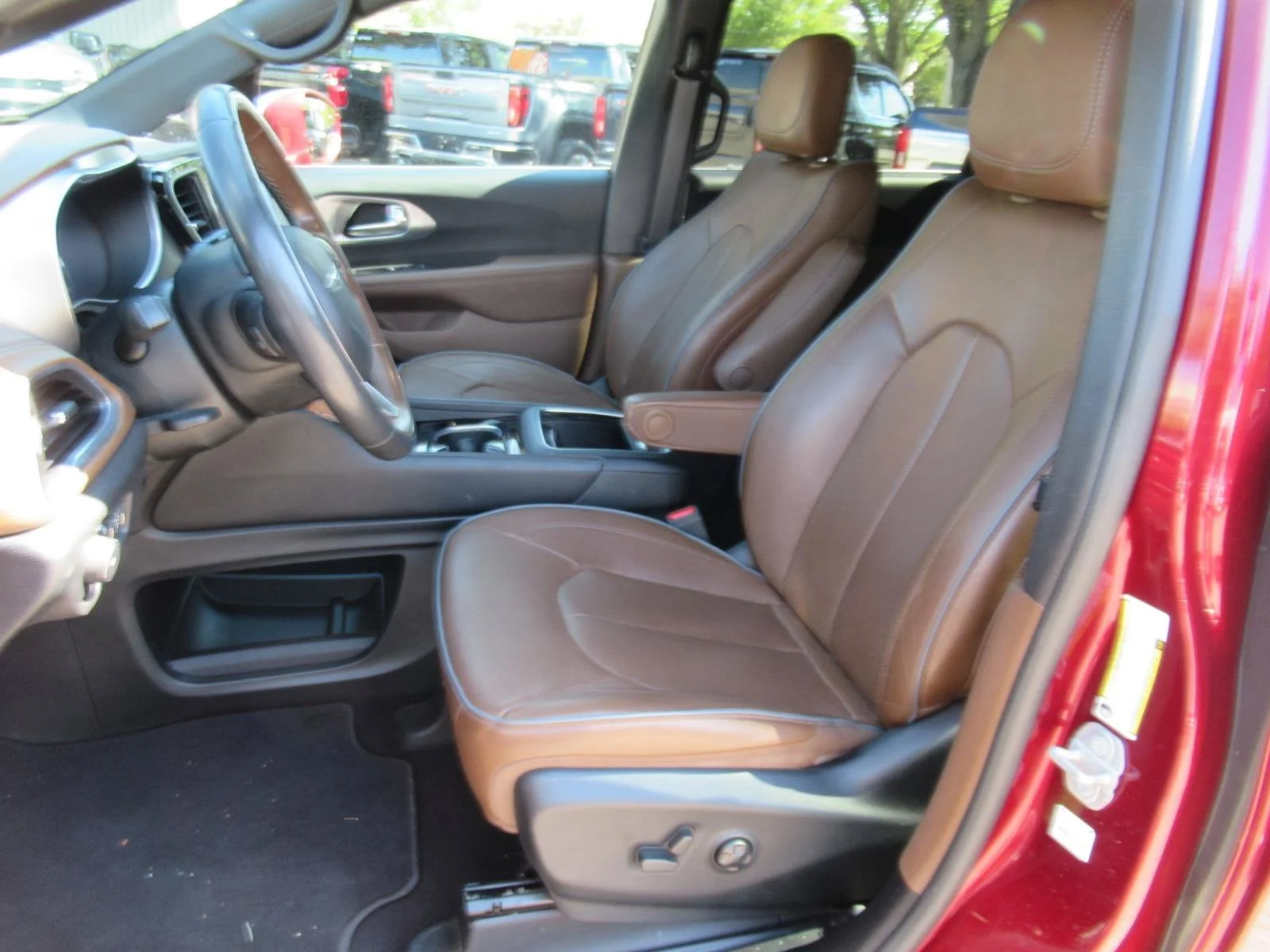 Certified Used 2021 Red Chrysler Limited image 20