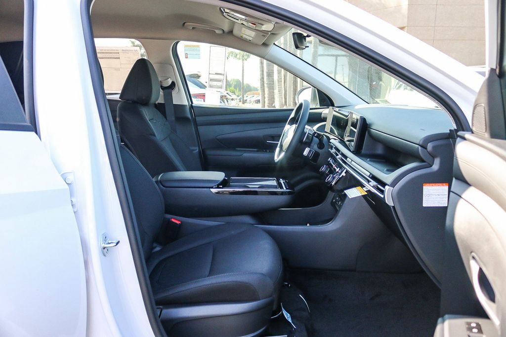 New 2026 White Hyundai SEL image 16
