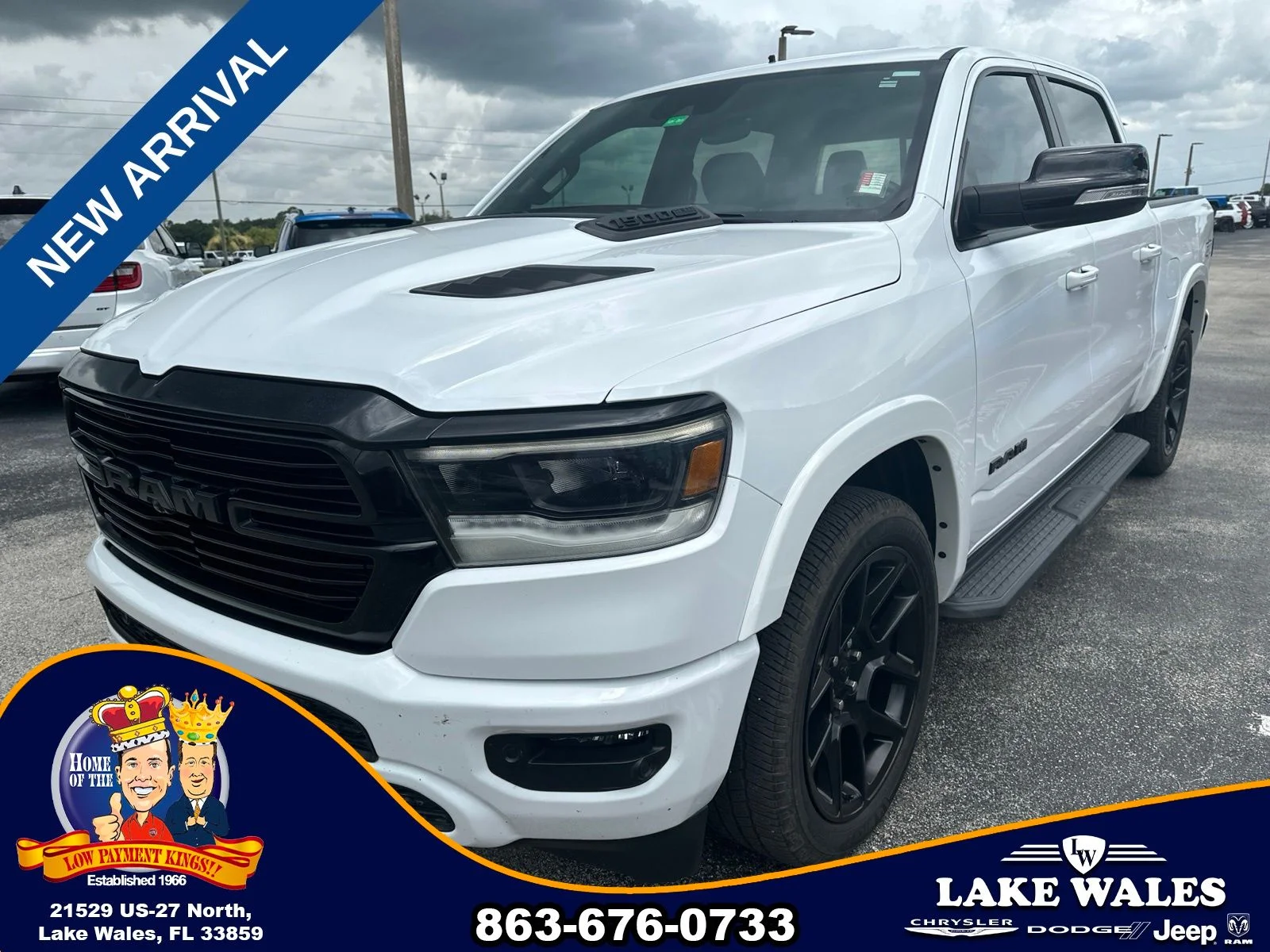 Used 2022 White Ram Laramie image 7