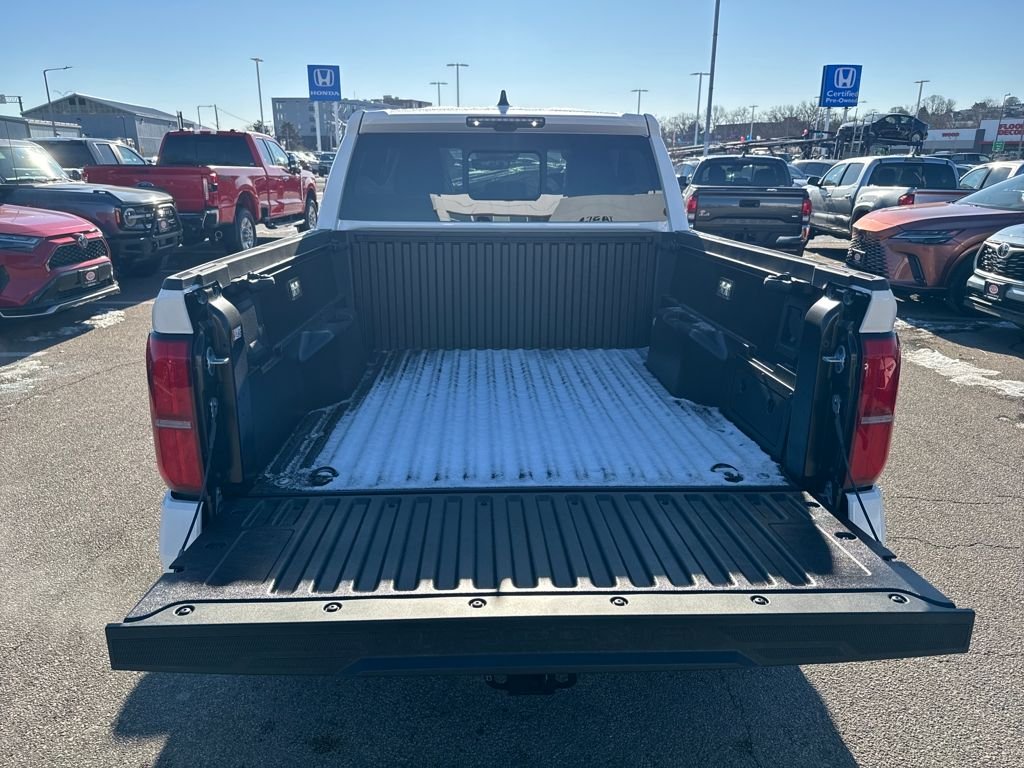 2025 Toyota Tacoma TRD Off Road - Photo 7