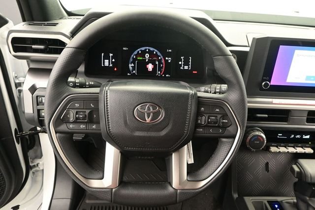 New 2026 Ice Cap Toyota SR5 image 5