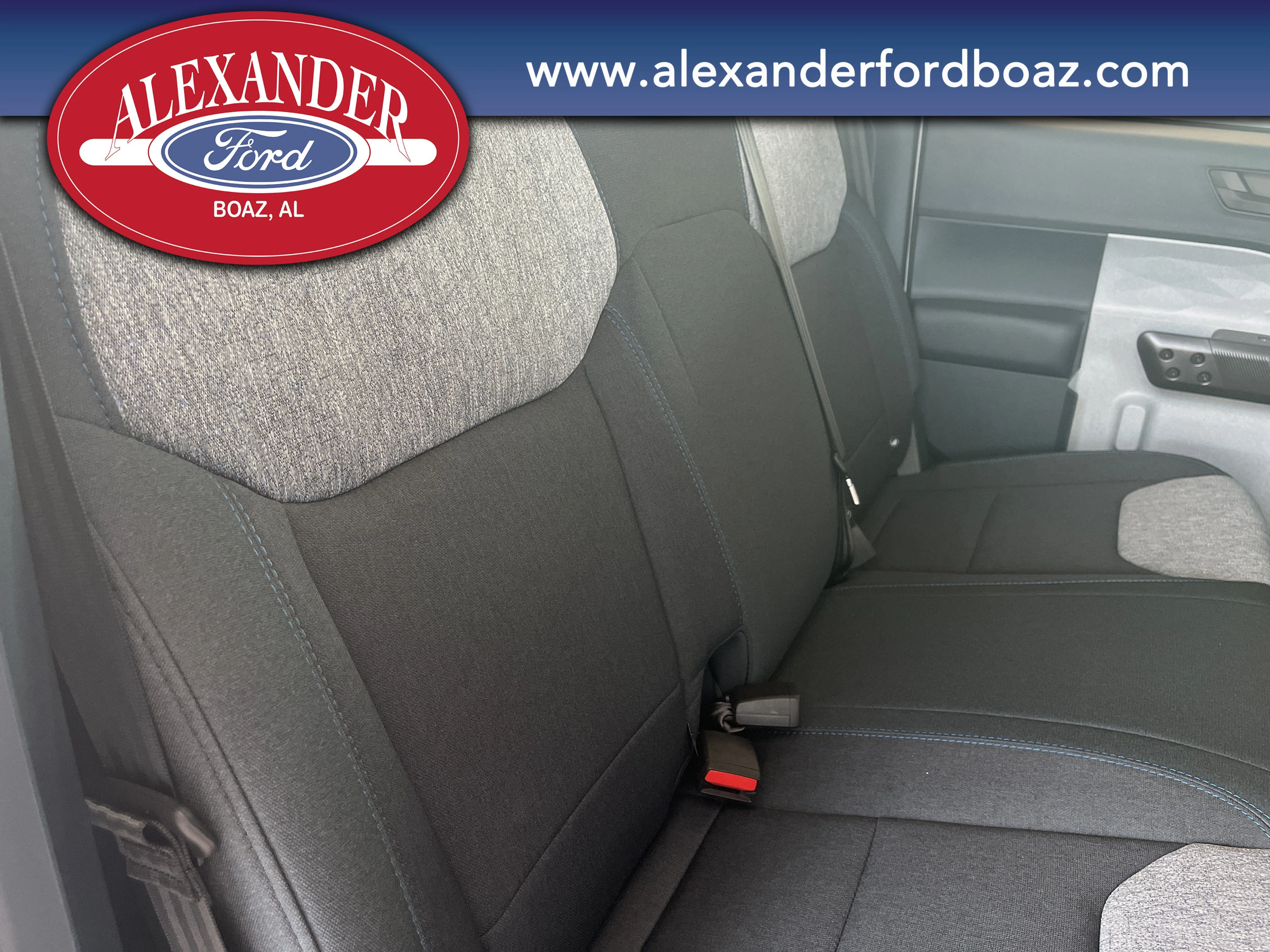 New 2026 Oxford White Ford XLT image 19