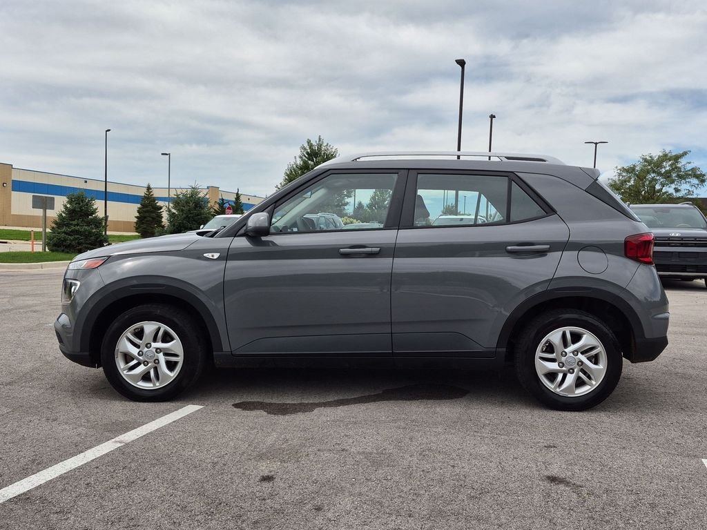 Used 2020 Gray Hyundai SEL image 4