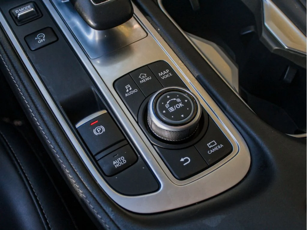 Used 2024 Mineral Black INFINITI SENSORY image 25