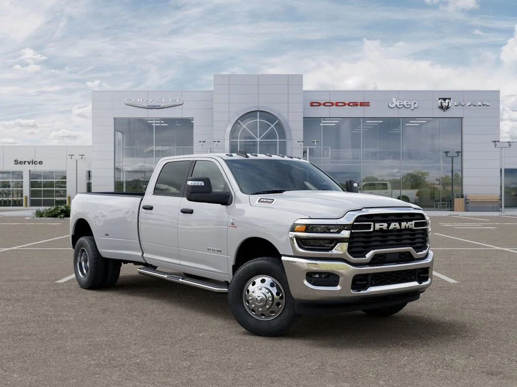 New 2026 Bright White Clear-Coat Exterior Paint RAM Big Horn image 5
