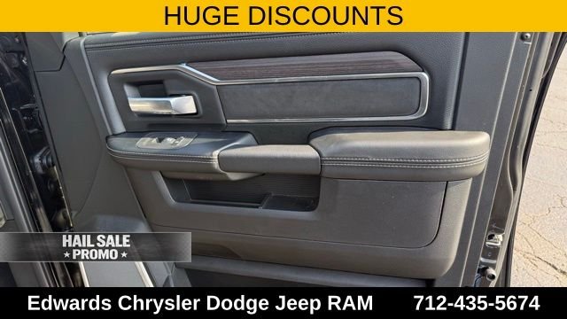 2025 RAM 2500 Laramie - Photo 32