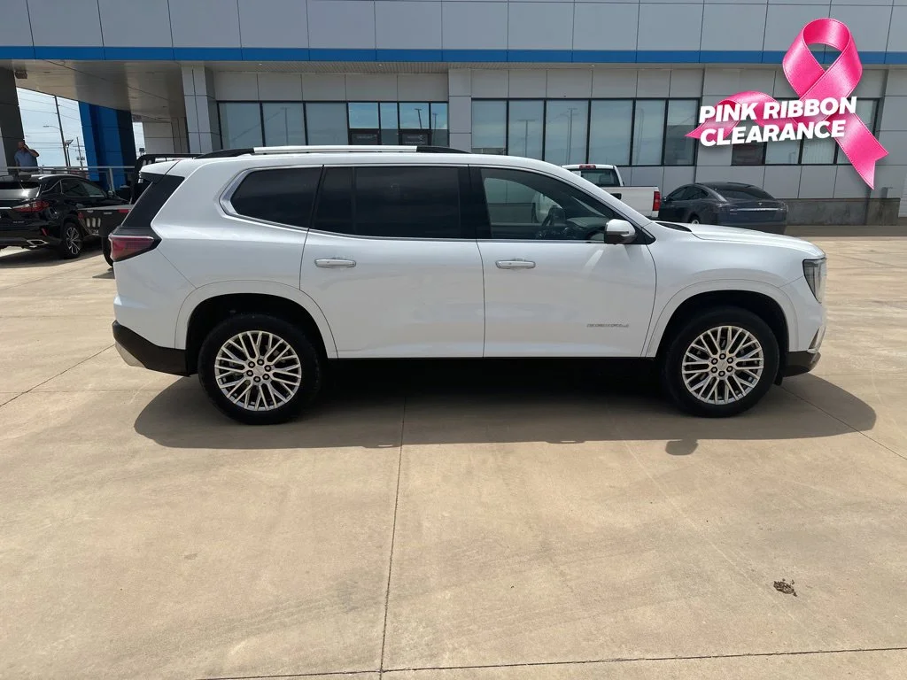 Used 2025 White GMC Denali image 35