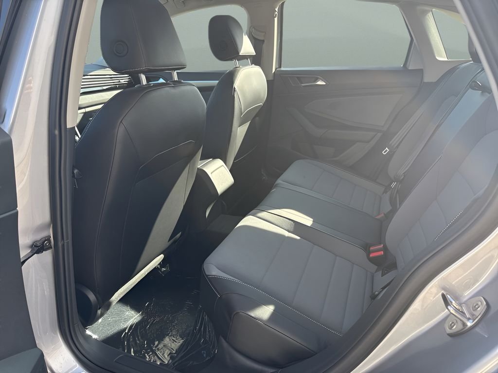 2026 Volkswagen Jetta SE - Photo 22