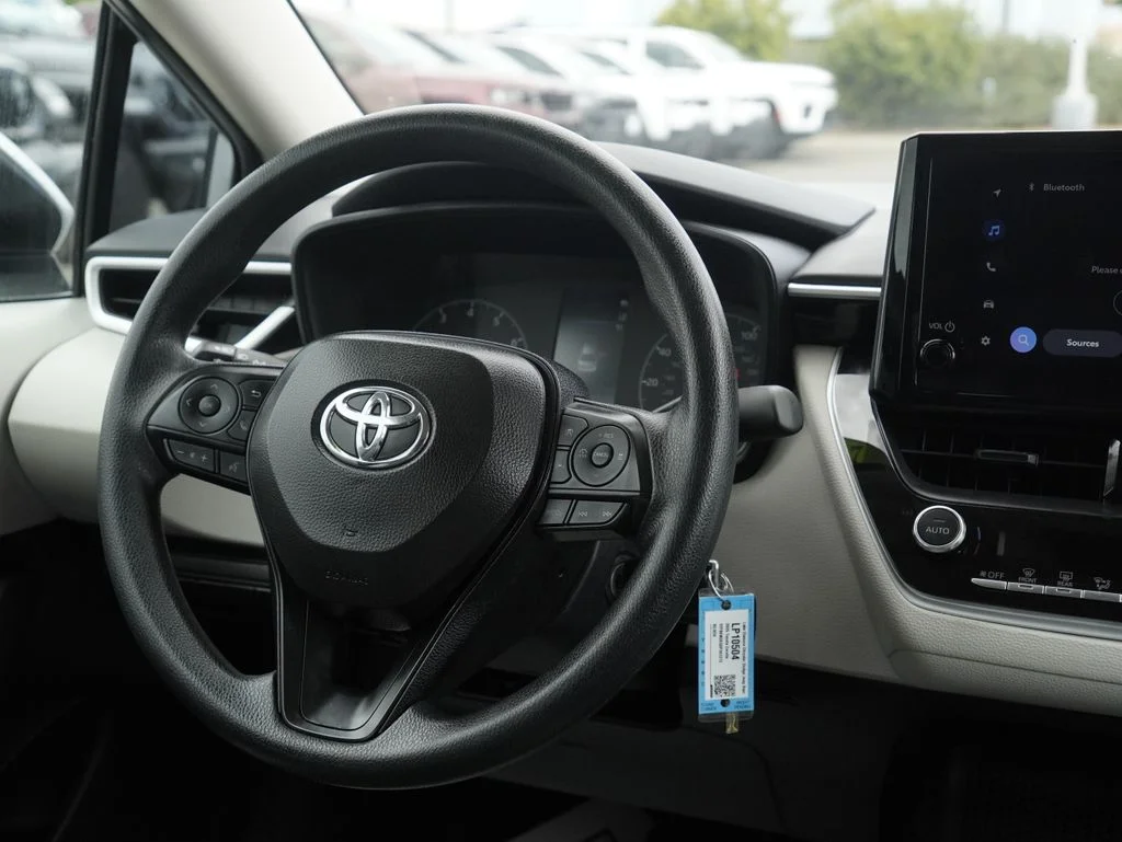 Certified Used 2025 Silver Toyota LE image 32