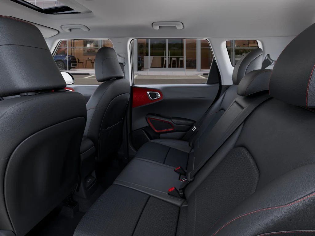 2025 Kia Soul GT-Line - Photo 18