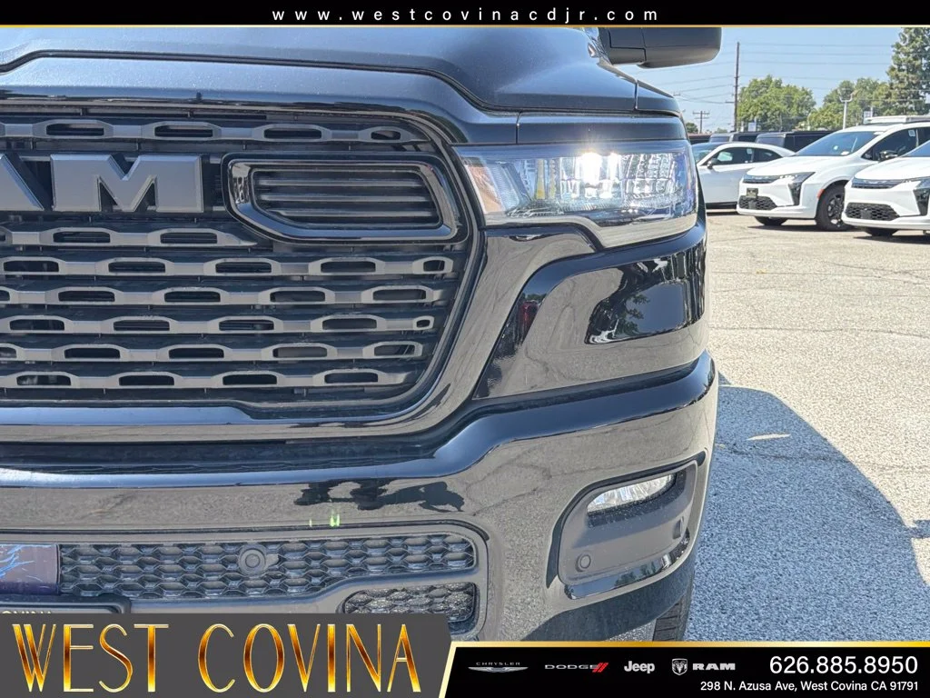 New 2026 Diamond Black Crystal Pearl-Coat Exterior Paint RAM Express image 4