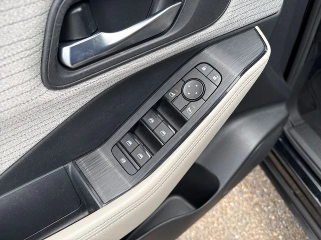 Used 2023 Black Nissan SV image 12