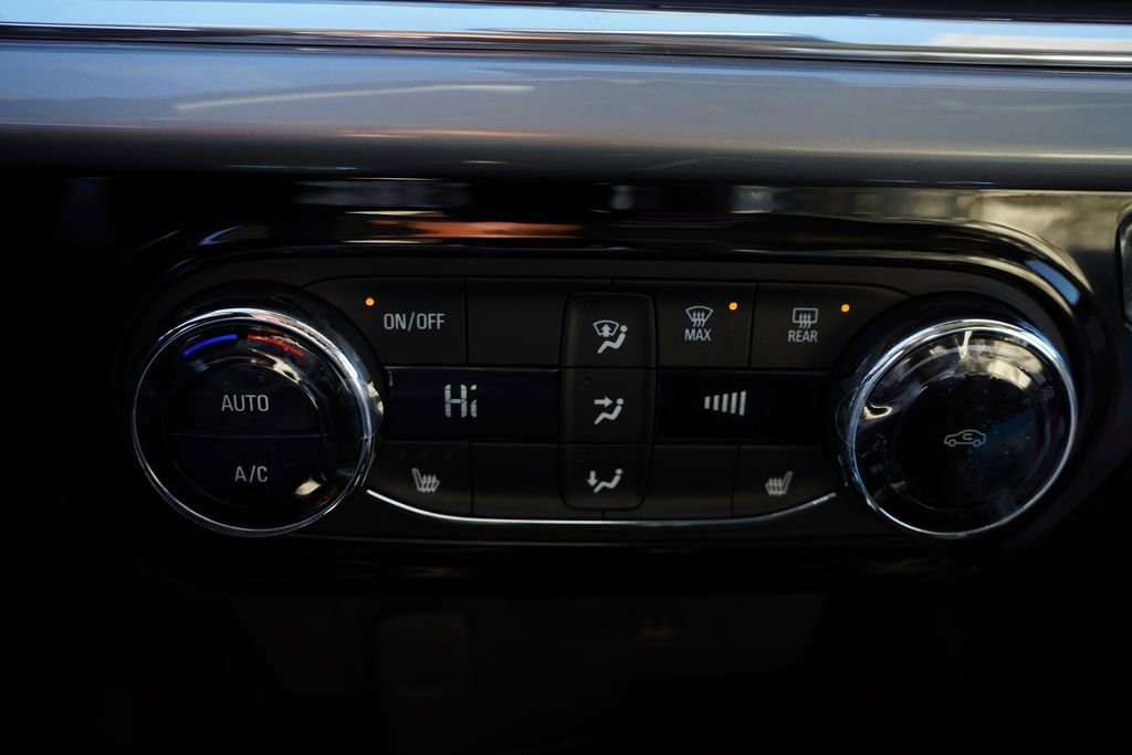 2026 Chevrolet Trax LT - Photo 14