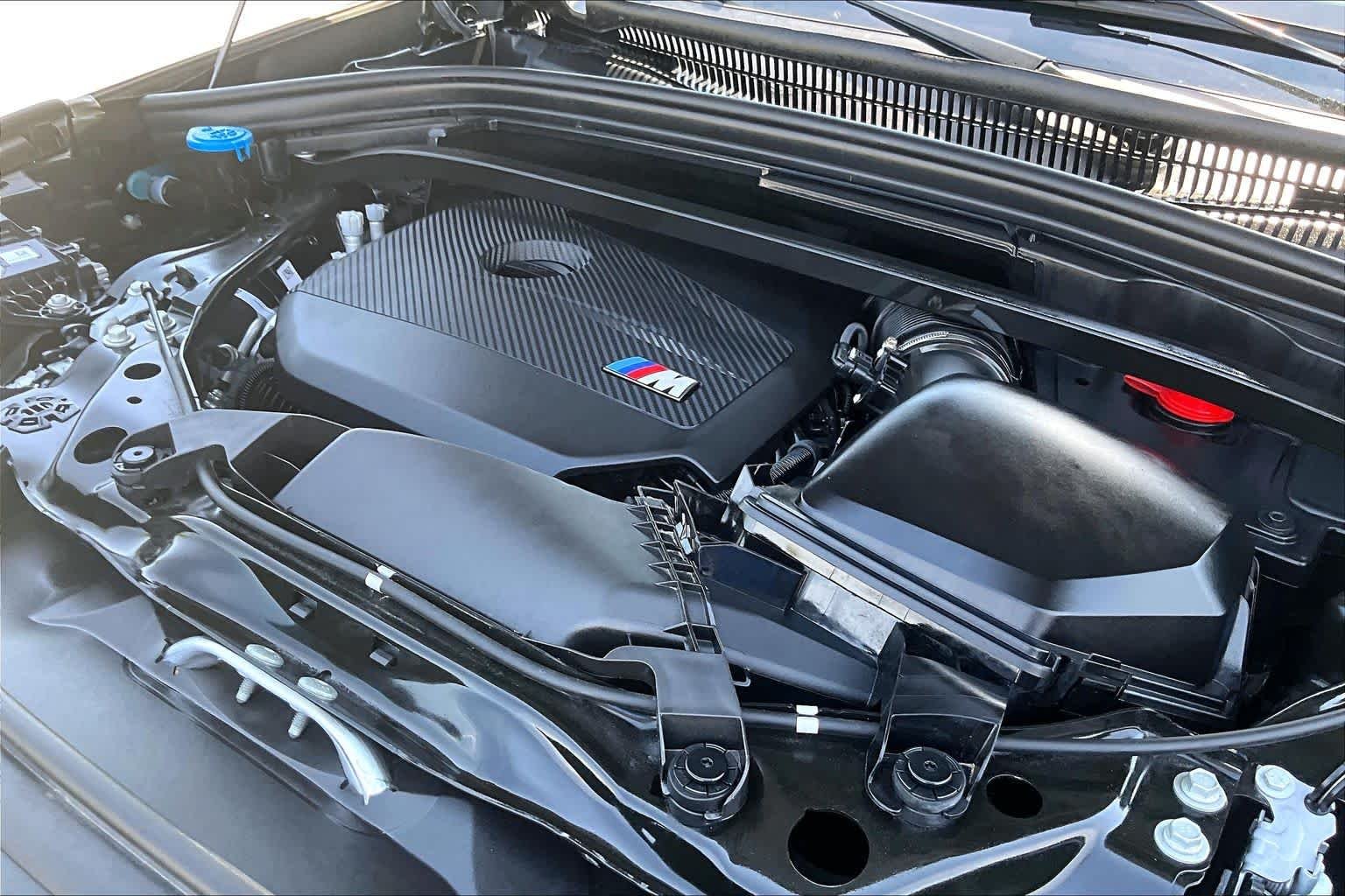 Used 2026 Black Sapphire Metallic BMW M35i image 31