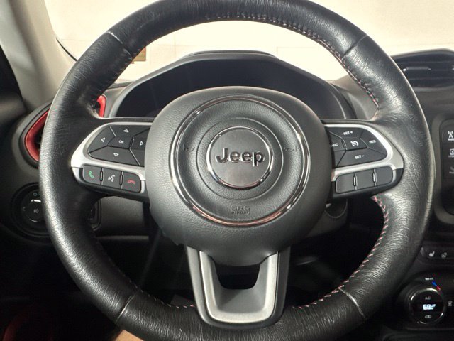 Used 2016 Gray Jeep Trailhawk image 18