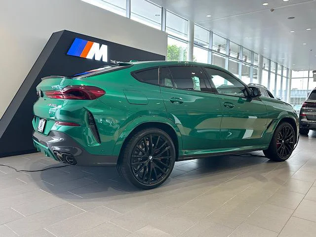 New 2027 Isle of Man Green Metallic BMW M60i image 3