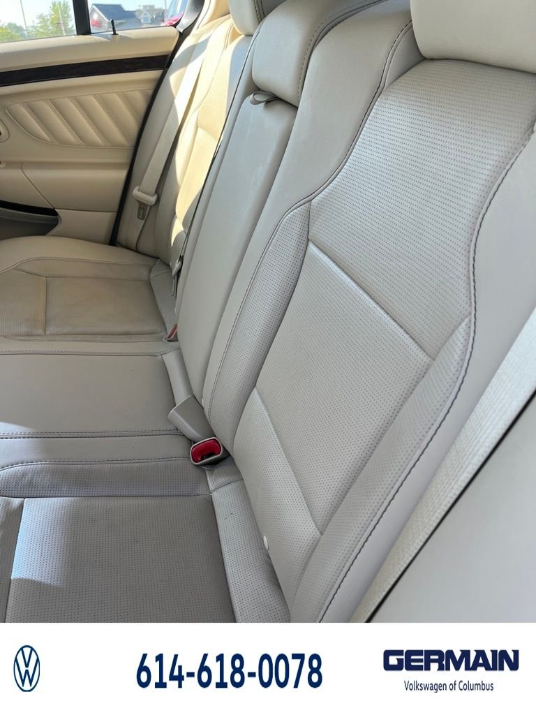 Used 2018 Gold Ford Limited image 23