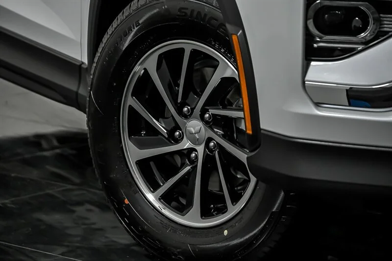 New 2026 White Diamond Mitsubishi ES 1.5T S-AWC image 3