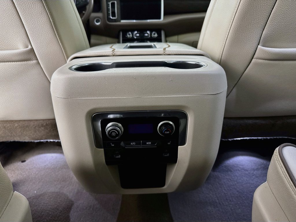 Used 2022 Black GMC Denali image 25