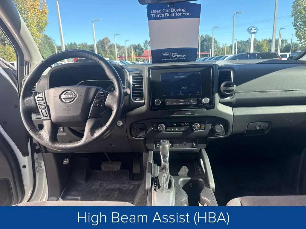 Used 2022 Glacier White Nissan SV image 23