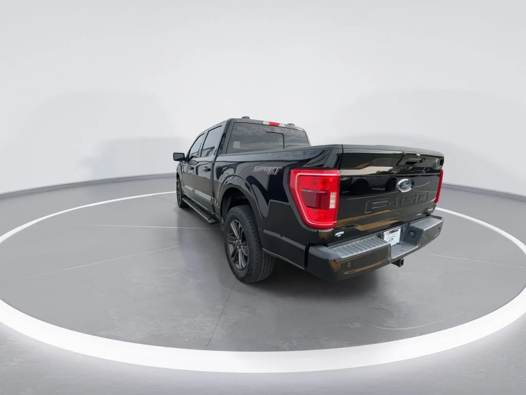 Used 2022 Black Ford XLT image 6