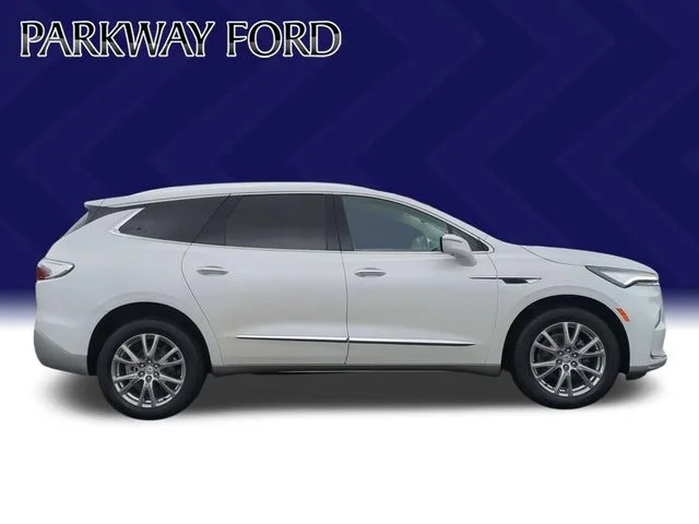 Used 2024 White Buick Essence image 6