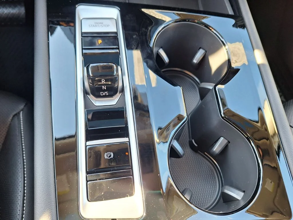 New 2026 Gray Volkswagen 2.0T SE w/Technology image 18