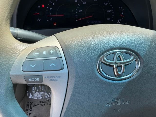 Used 2011 Gray Toyota LE image 34