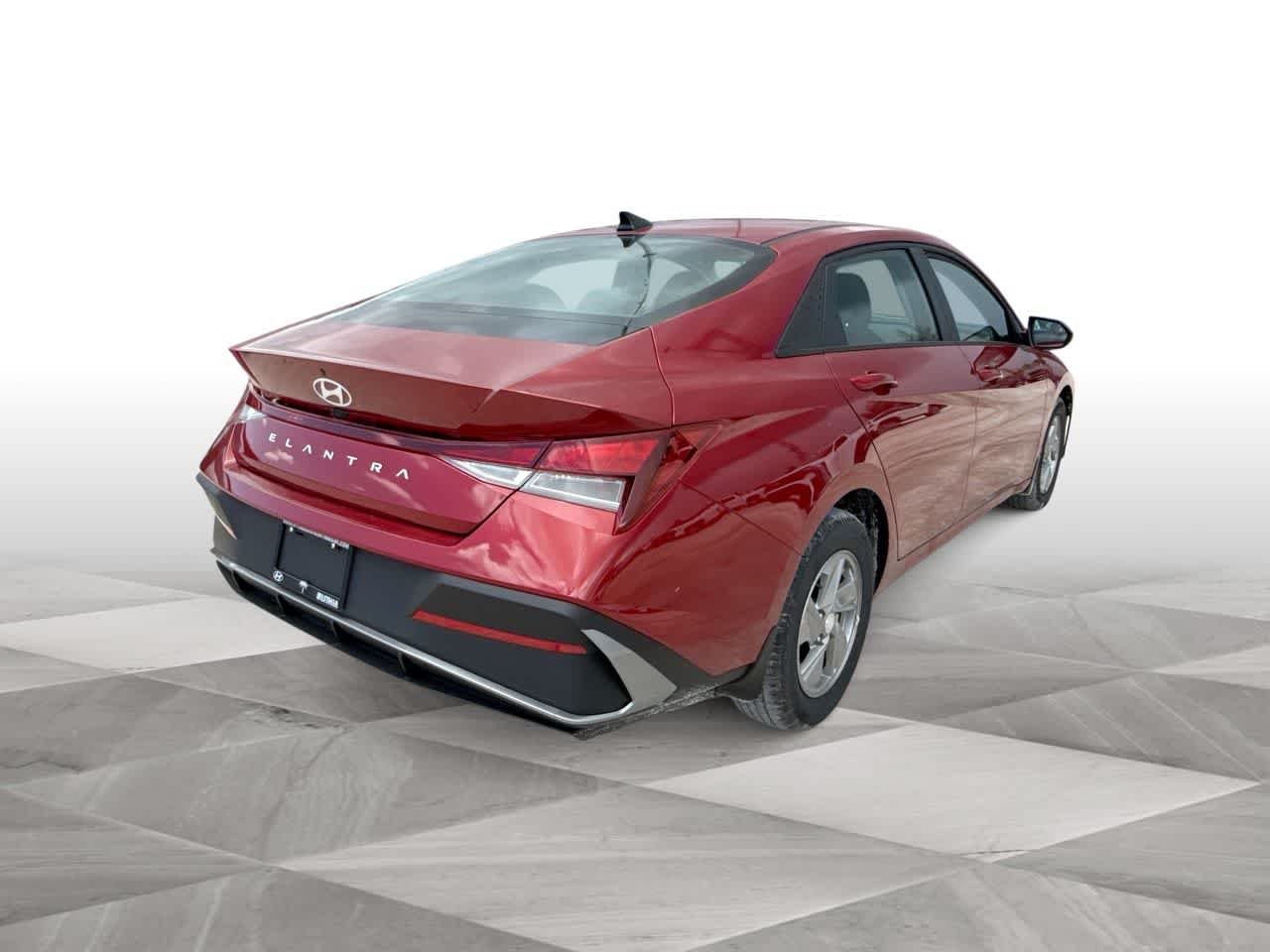 2025 Hyundai Elantra SE - Photo 8