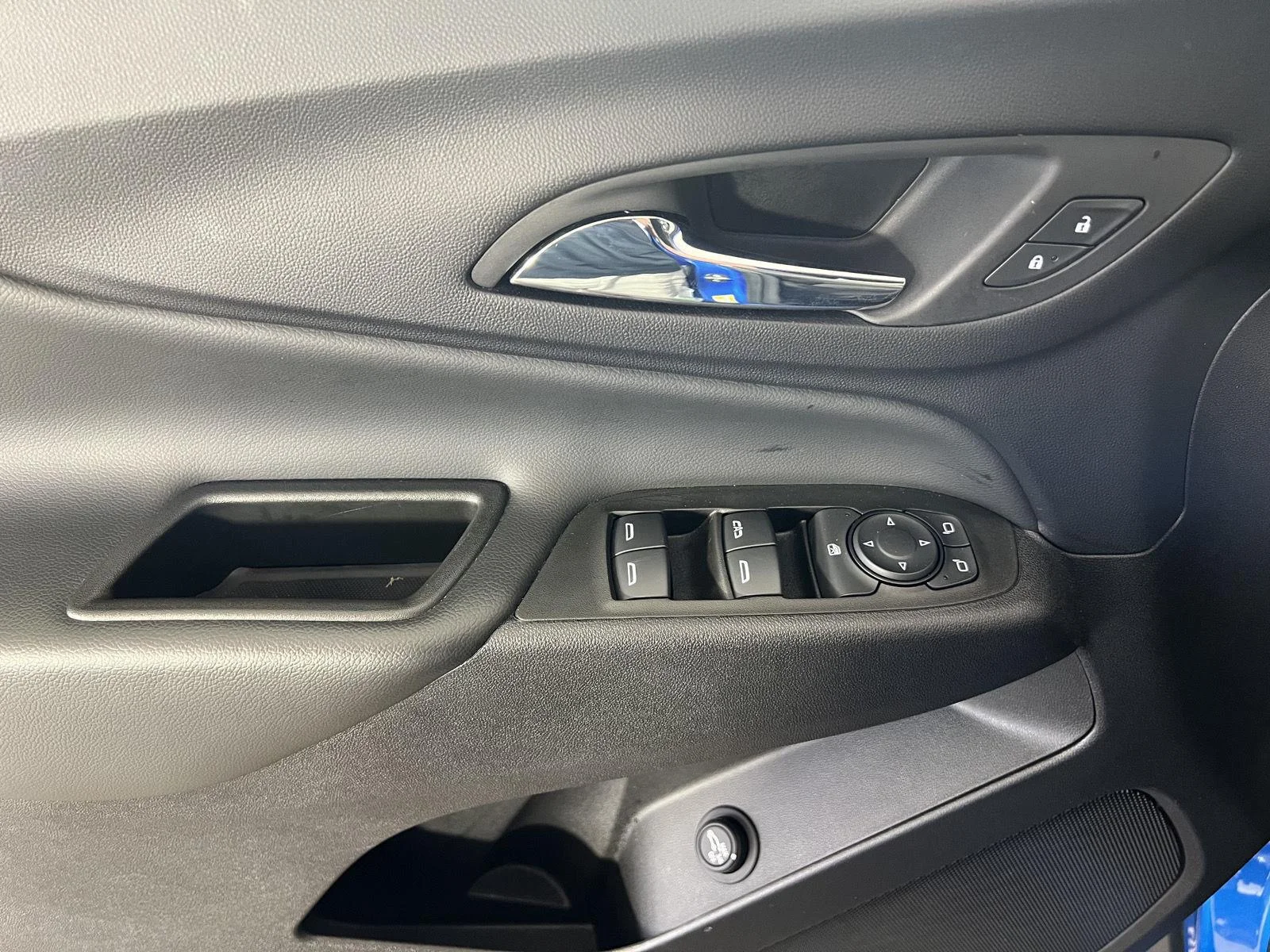 Used 2024 Riptide Blue Metallic Chevrolet LT image 7