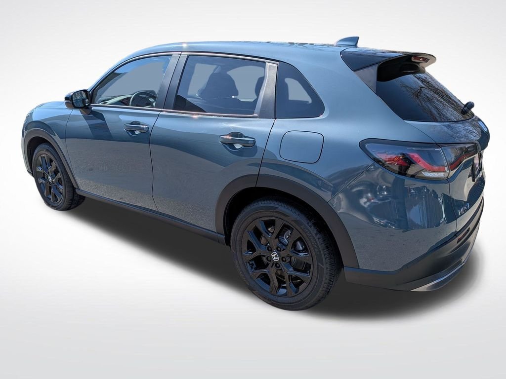 Used 2024  Honda Sport image 3