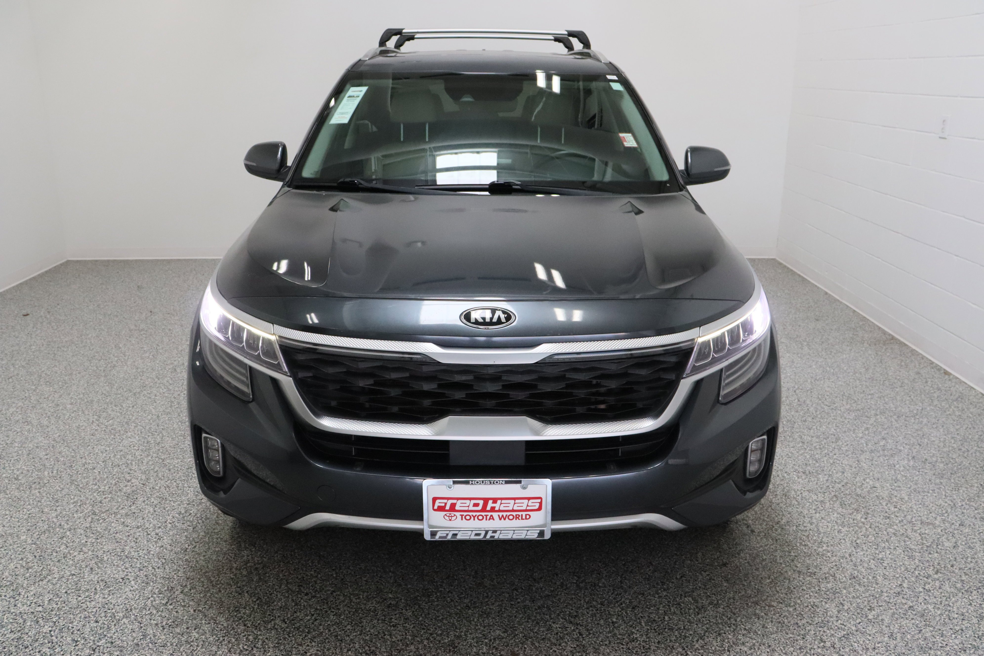 Used 2021 Gravity Gray Kia SX 1.6T image 3
