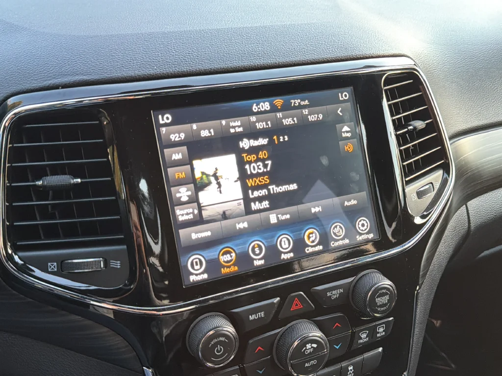 Used 2021 Gray Jeep Laredo X image 14