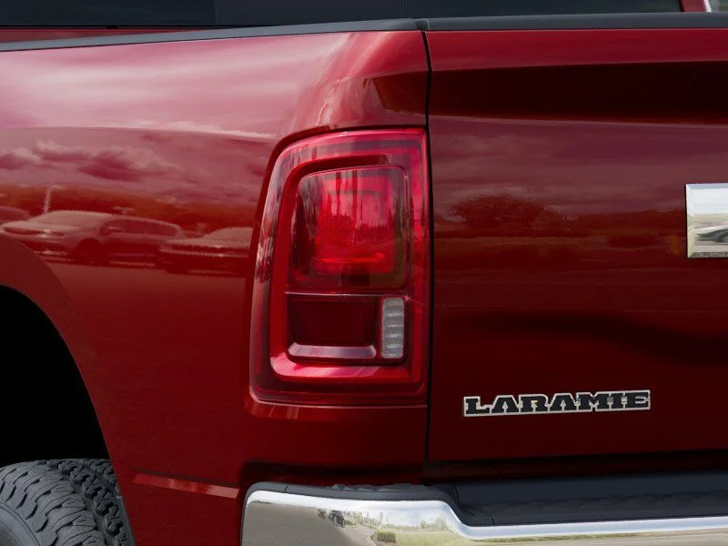 New 2026 Molten Red Pearl-Coat Exterior Paint RAM Laramie image 10