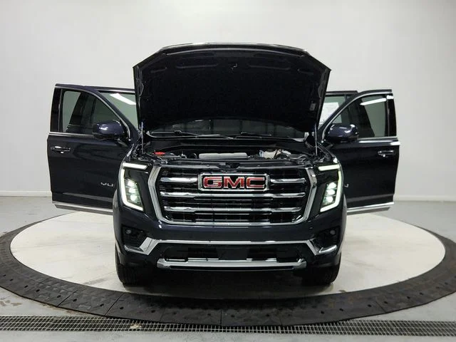 Used 2026 Silver GMC Elevation image 11