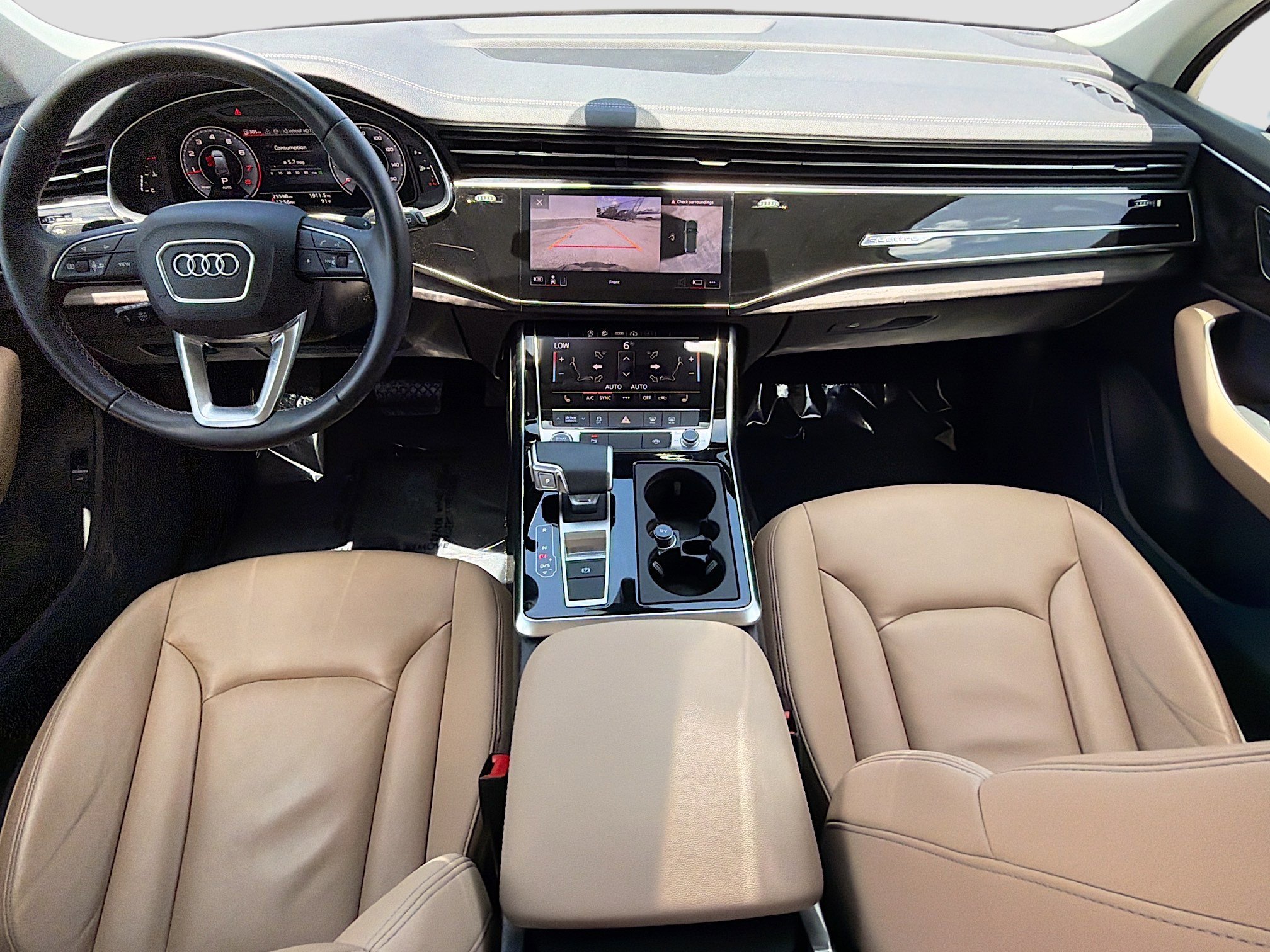 Used 2025 Glacier White Audi Premium image 16