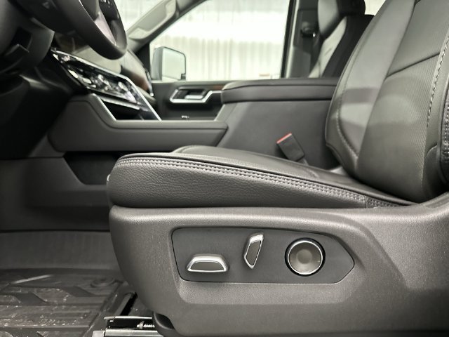 2026 GMC Sierra 2500HD Denali - Photo 17