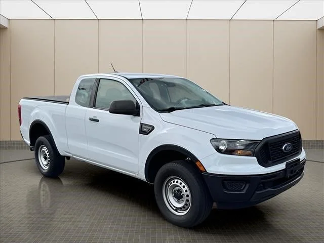 Used 2020 White Ford XL image 2