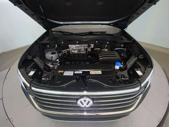 Used 2024 Gray Volkswagen 2.0T SE w/Technology image 25