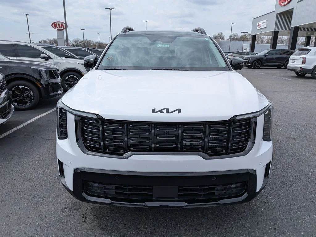 New 2026 White Pearl Kia X-Line SX image 2