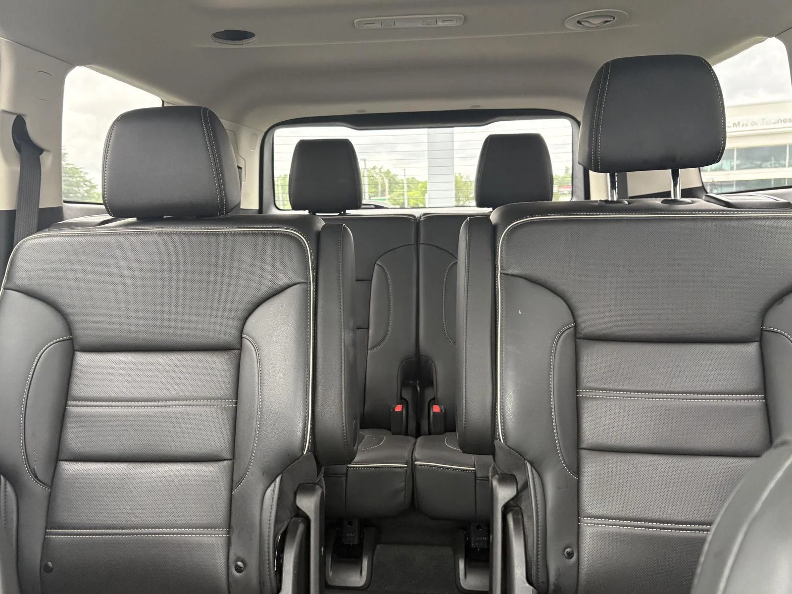 Used 2022 Midnight Blue Metallic GMC Denali image 12