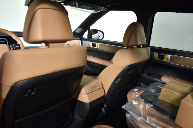 New 2027 Gray Hyundai Limited AWD image 35