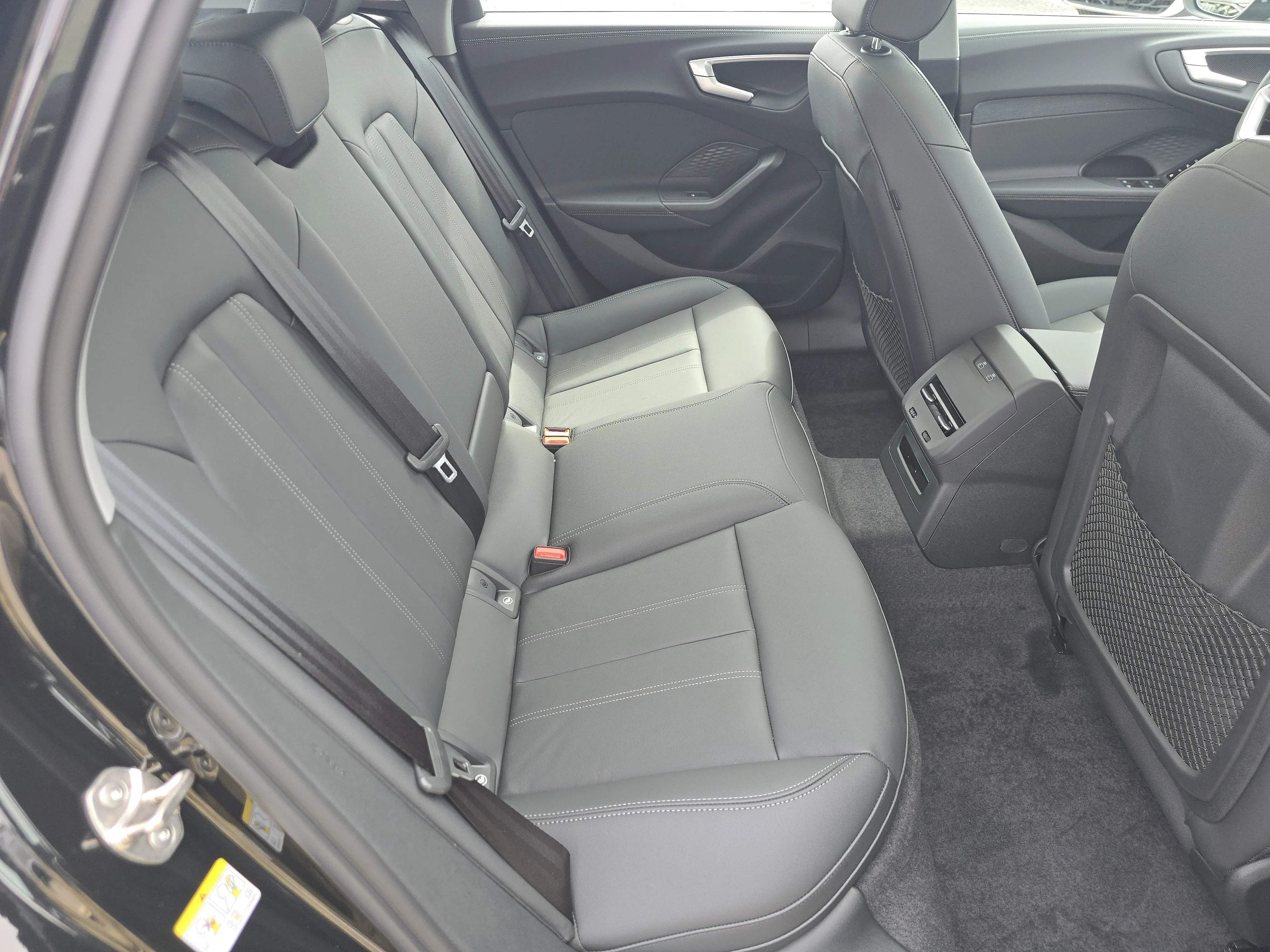 New 2026 Mythos Black Metallic Audi Premium image 18