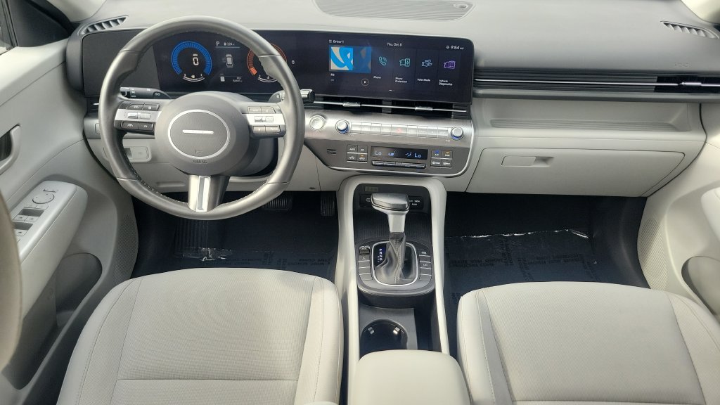 2025 Hyundai Kona SEL - Photo 11