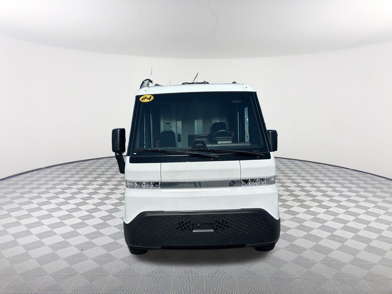 Used 2024 Chevrolet BrightDrop Zevo 600 with VIN 2G5ZJ3TY8R9102471 for sale in Lilburn, GA